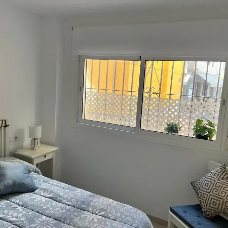 Paseo Maritimo 27 아파트